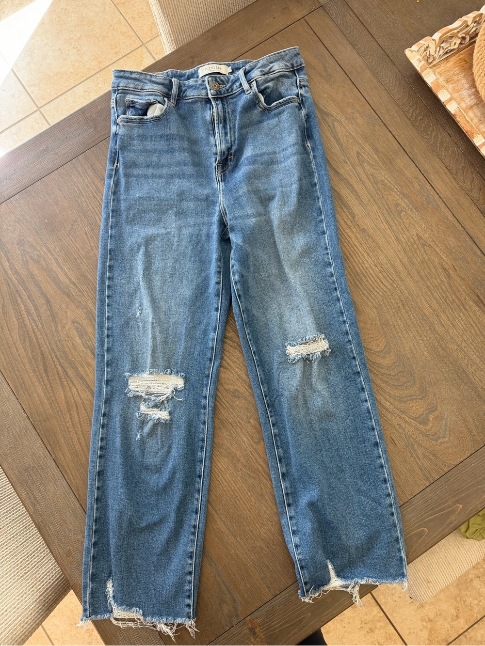 Hidden Los Angeles Women’s Size 29 High Rise Straight Leg Distressed Raw Hem